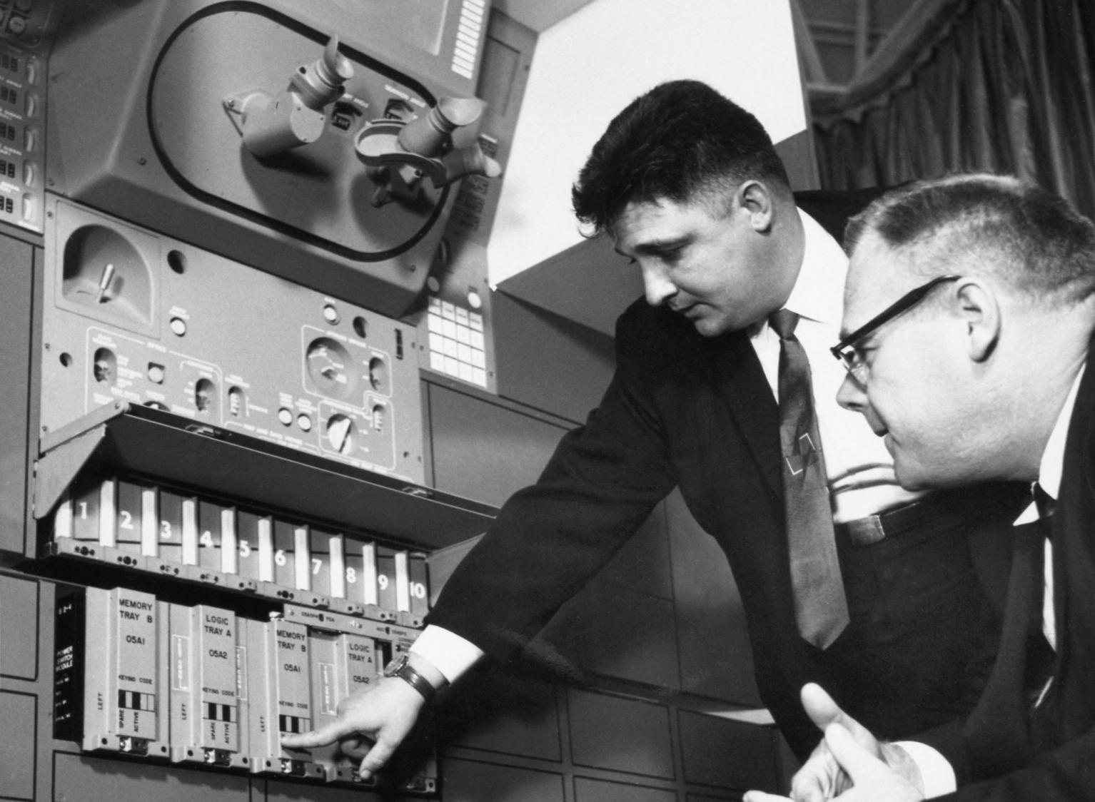 Milt Trager Looks at Block II Primary Guidance, Navigation, and Control System (PGNCS) Milt Trager Looks at Block II Primary Guidance, Navigation, and Control System (PGNCS)