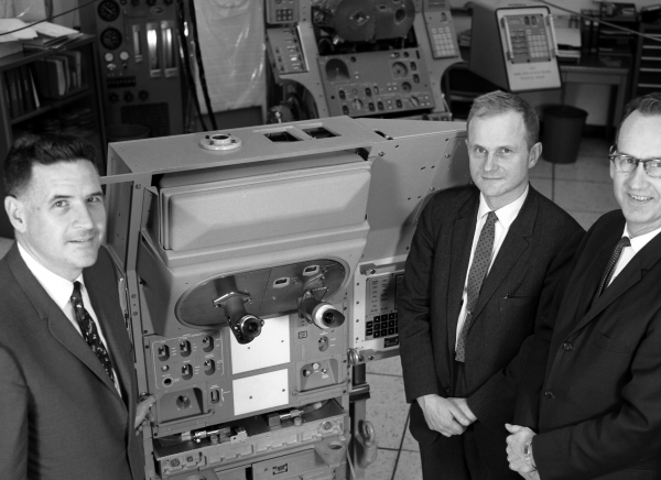 Joseph Shea with Dave Hoag and Ralph Ragan Looking At Apollo Guidance Navigation & Control Hardware