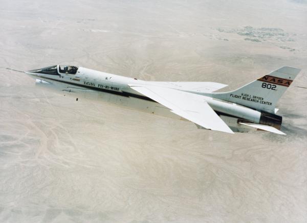 F-8 Digital Fly-By-Wire Test Flight