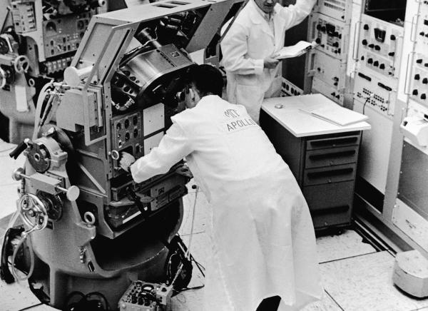 Apollo System Test Lab