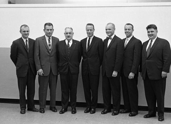 Astronauts With Hoag, Doc Draper and Milt Trageser Astronauts With Hoag, Doc Draper and Milt Trageser