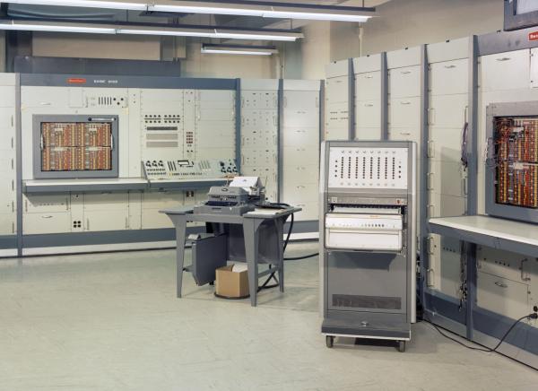 Analog Computer Analog Computer