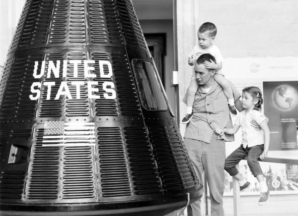 Space Capsule Exhibit Mock-Up Space Capsule Exhibit Mock-Up