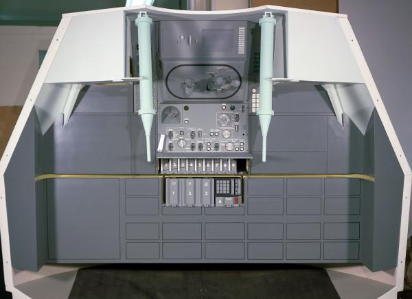 Apollo Guidance & Navigation Mock-Up Apollo Guidance & Navigation Mock-Up