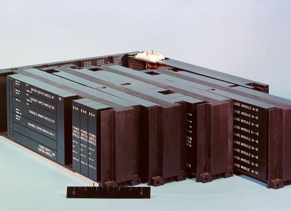 Computer AGE-5A Computer AGE-5A