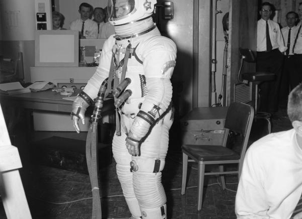 Pressure Suit Test Of Apollo Optical Simulation - March 23rd, 1964