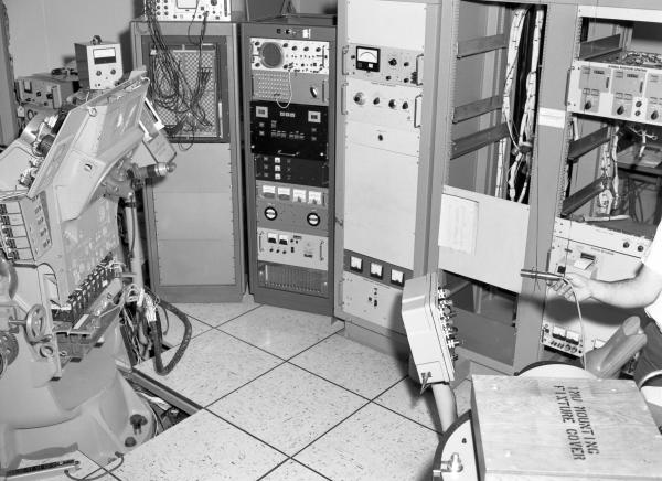 Noise Level Tests - Apollo Guidance & Navigation System Noise Level Tests - Apollo Guidance & Navigation System