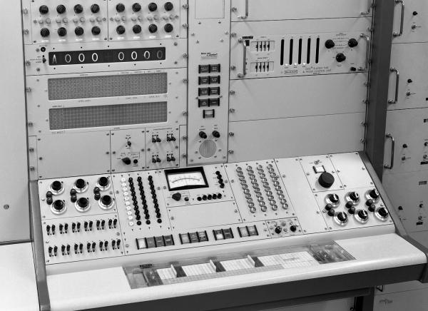 IL7 Analog Computer Room IL7 Analog Computer Room