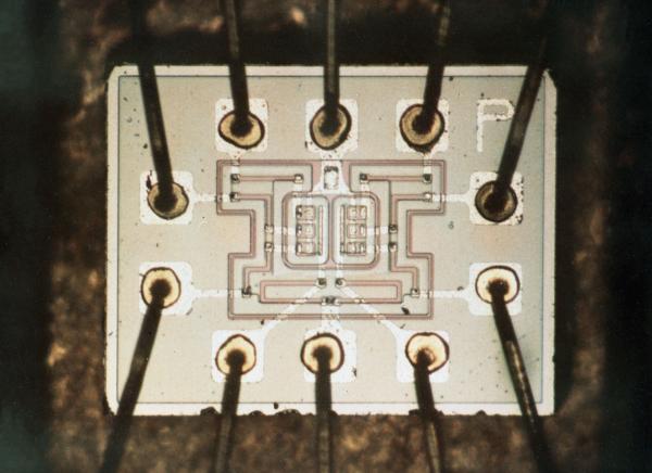 Apollo Integrated Circuits