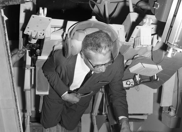 Aleksandr Mikhaĭlovich Letov Inside the Command Module Simulator