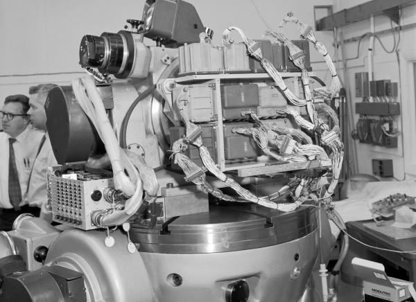 MIT Lab Engineers and Apollo's Inertial Measurement Unit