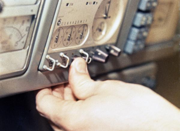 Russian Film Of Meeting In Space: Soyuz