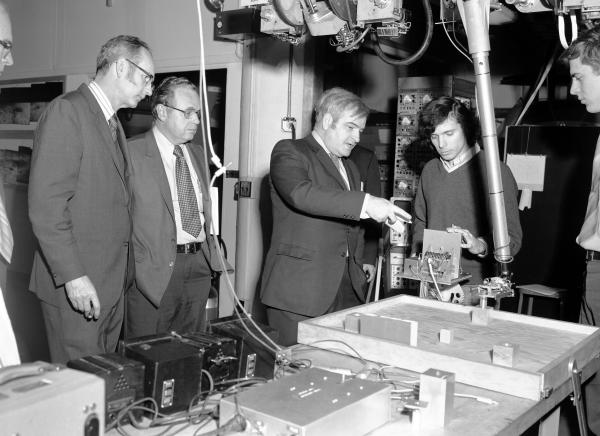 MIT Chancellor Paul Gray's Visit To Draper Lab Seven With Engineers