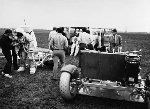 Initial Dry Run Of Apollo 17 Lunar Gravimeter Experiment Deployment, Using The Traverse Gravimeter Training Model