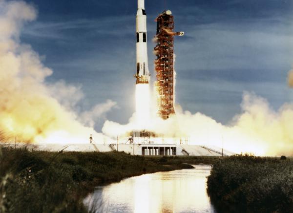 Apollo Spacecraft Launch Apollo Spacecraft Launch