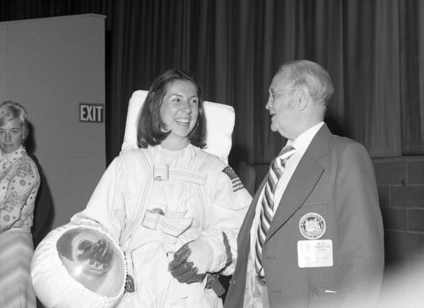 Doc Draper & Assistant Peg Mooney at MIT Doc Draper & Assistant Peg Mooney at MIT