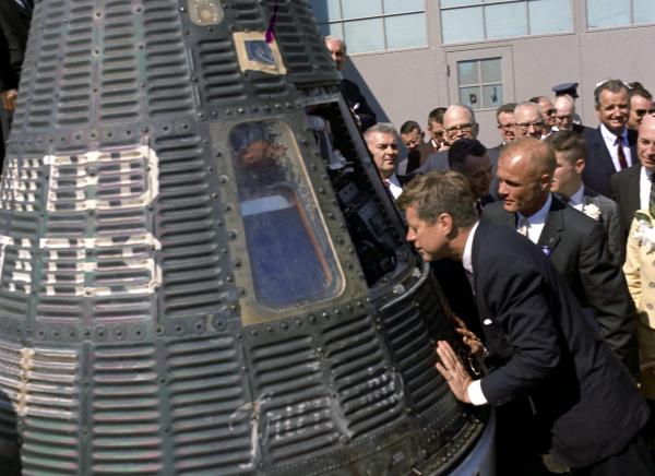 Kennedy Tours Cape Canaveral and Friendship 7 Capsule